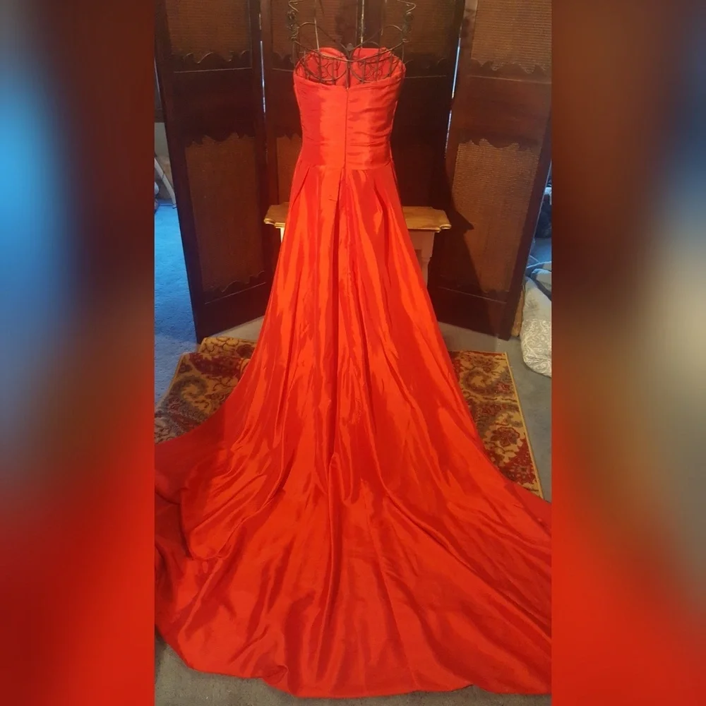 Stunning Scarlet Strapless Prom Gown - Picture 3 of 8